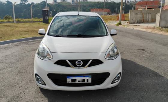 NISSAN MARCH 1.6 SV 16V FLEX 4P MANUAL
